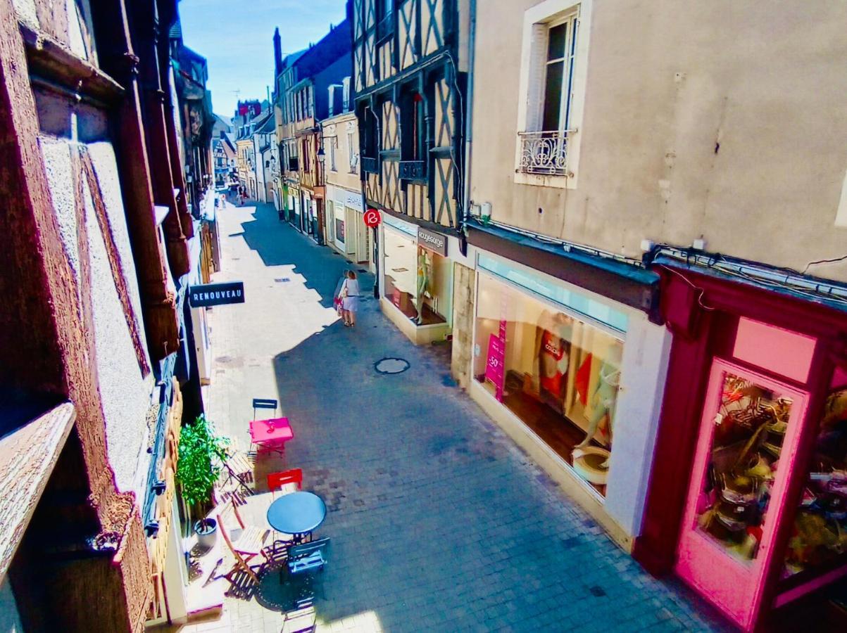 2 Pieces Totalement Renove Au Coeur De Bourges Appartement Buitenkant foto