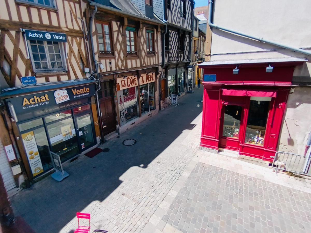 2 Pieces Totalement Renove Au Coeur De Bourges Appartement Buitenkant foto