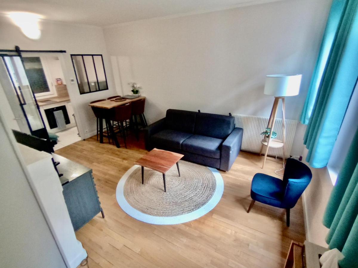 2 Pieces Totalement Renove Au Coeur De Bourges Appartement Buitenkant foto
